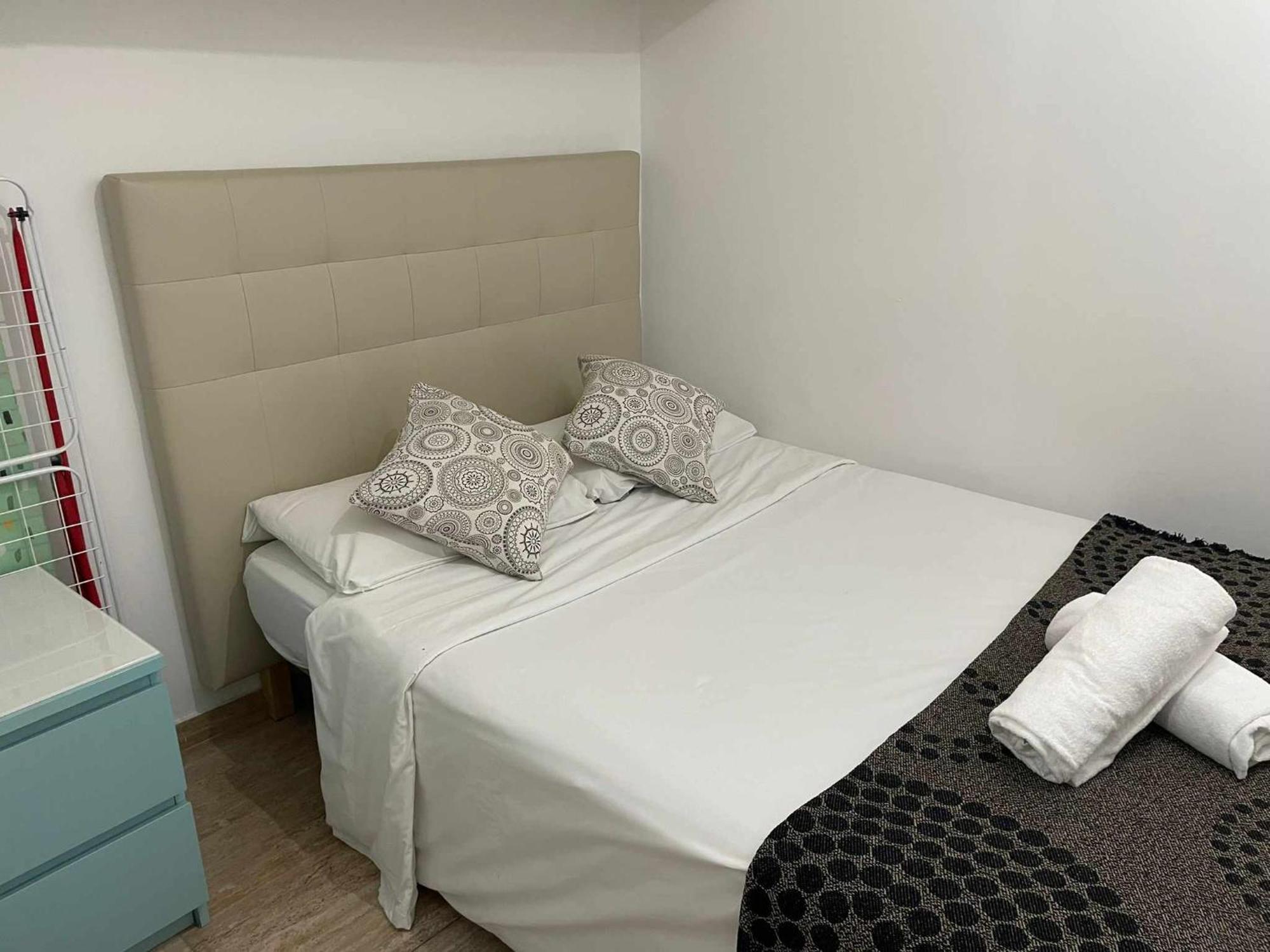 A Unos Pasos De Solgran Via Madrid Apartment Exterior photo